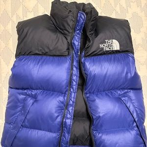 The North Face vintage 1996 700 down puffer vest, women’s size small